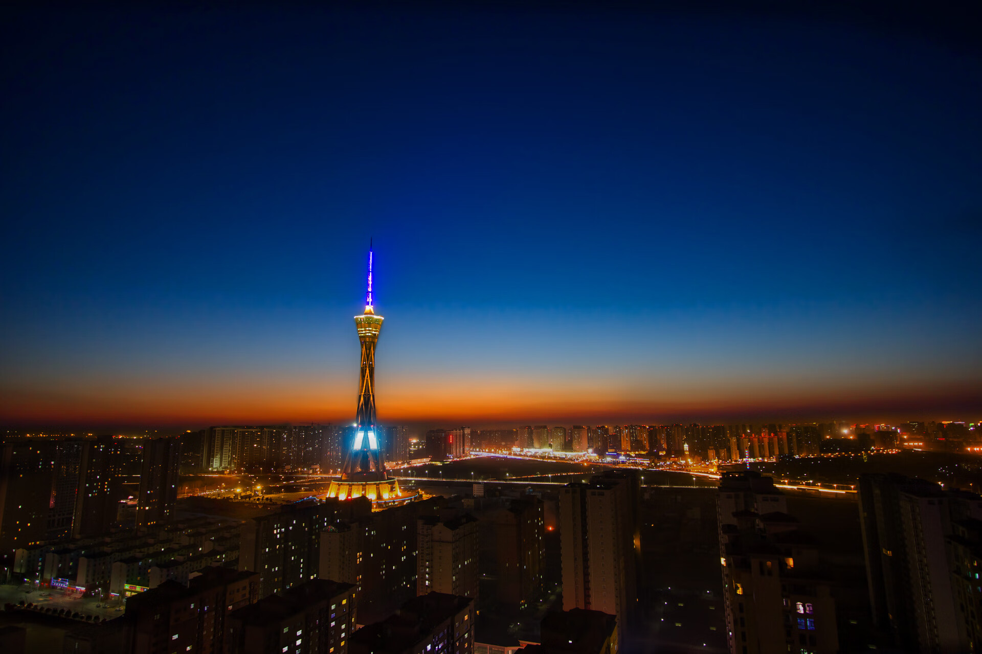 中国女篮精神感动球迷 比赛现场掌声雷动,中国女篮鼓励视频