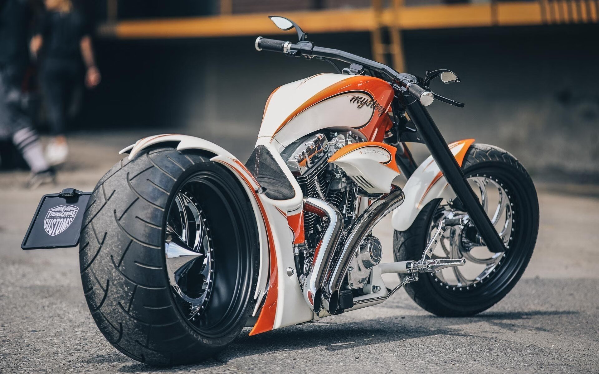 中美蝶泳前100米对比:美方领先更稳,美国百米蝶泳